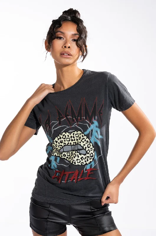 FEMME FATALE CREWNECK GRAPHIC TSHIRT