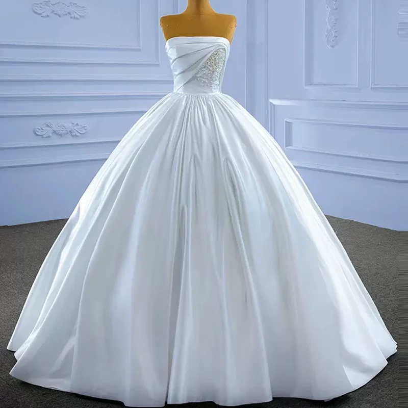 Elegant Strapless Satin Ball Gown Wedding Dress Minimalist Bridal Gown