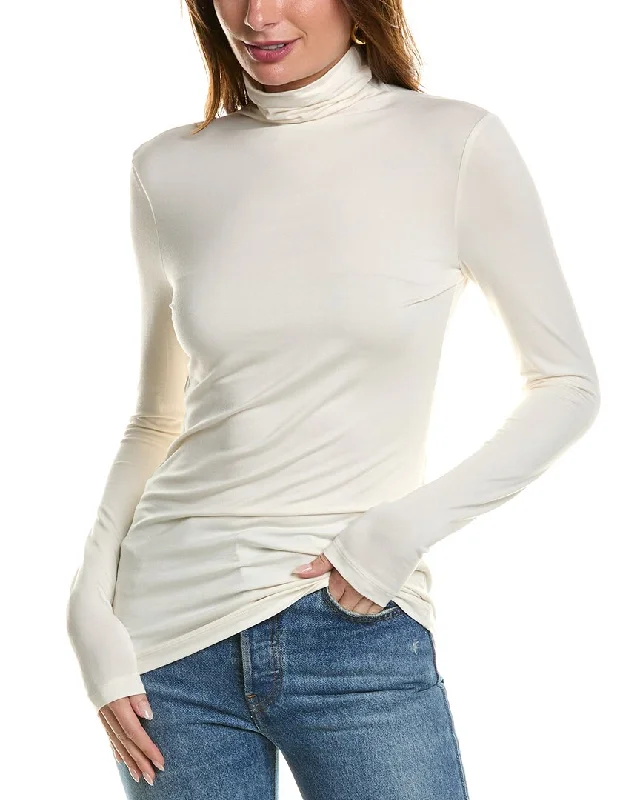 Anne Klein The Seamless Turtleneck